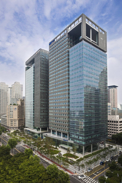 삼성SDS, 부사장 3명 등 12명 승진...2025년 정기 임원사