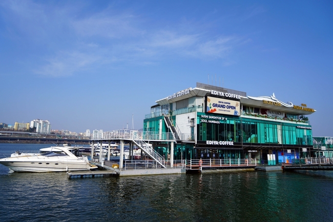 [유통 레이더] CJ·이디야커피·설화수, 공간·문화·오감으로 승부하는 ‘체험’ 마케팅