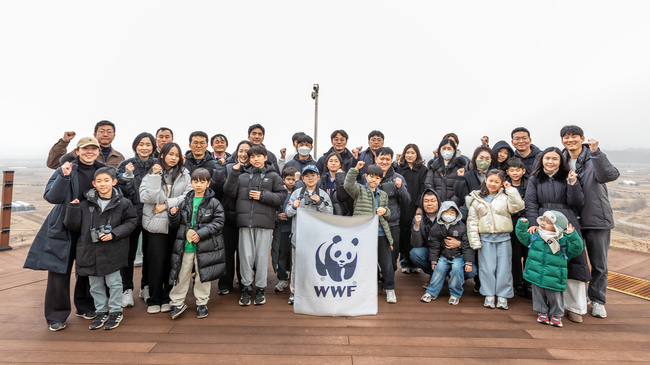 [건설·부동산 레이더] 정몽규 HDC 회장, 사사 \ 결정의 순간들\  출간