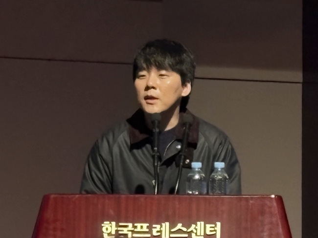 [현장] 중동전쟁·미중갈등에 흔들리는 공급망…부산항만공사, \