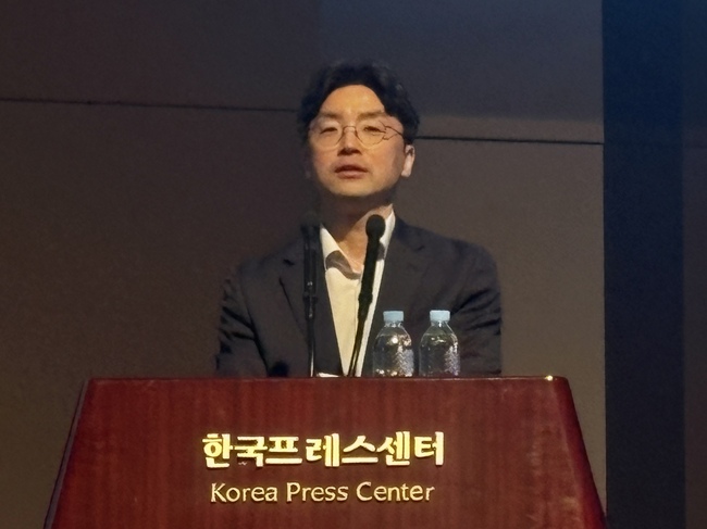 [현장] 중동전쟁·미중갈등에 흔들리는 공급망…부산항만공사, \