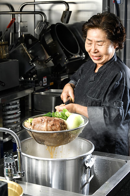 손정보쌈, ‘프랜차이즈 시스템’ 증명…브랜드파워 1위 수상